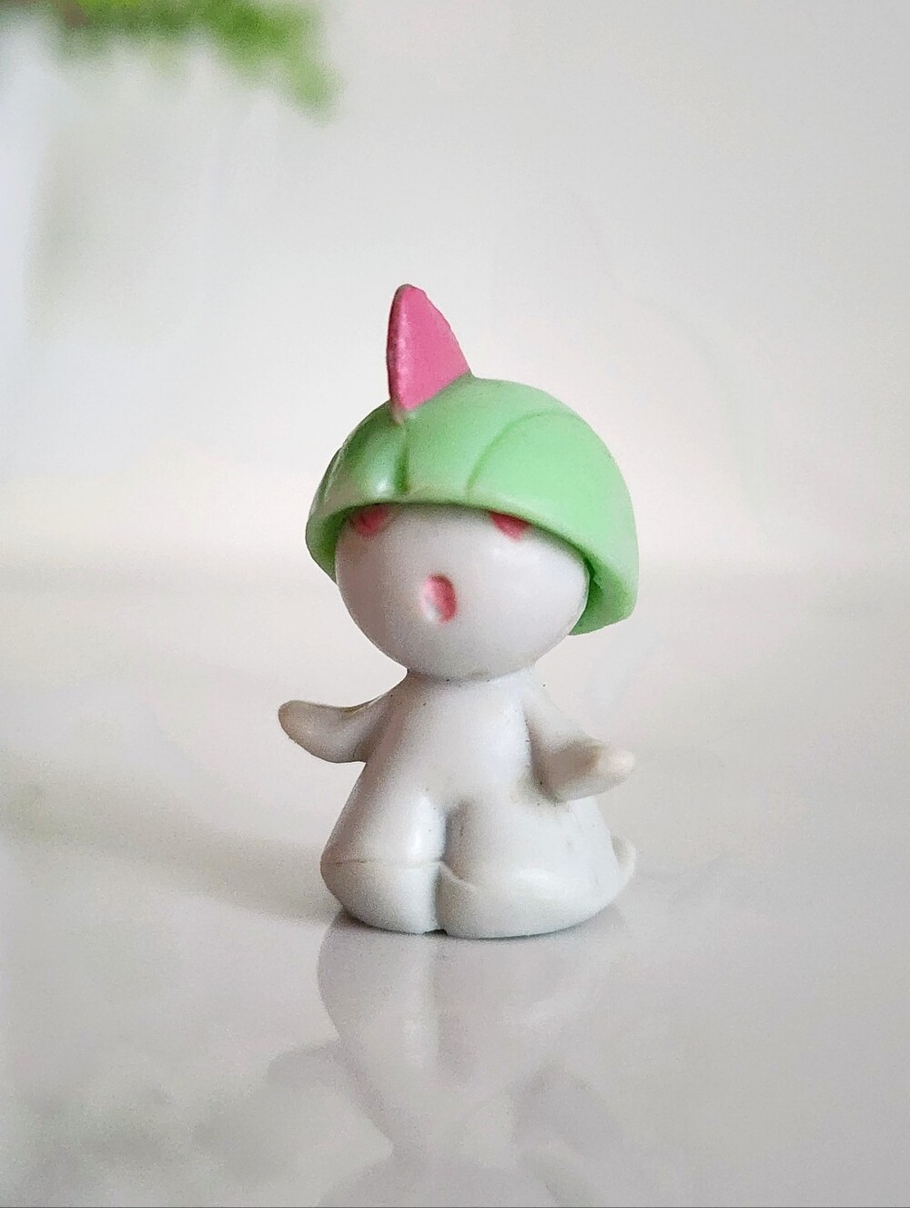 Rare Nintendo Pokémon Ralts Mini Figure 2001 Vintage 1" PVC Figurine